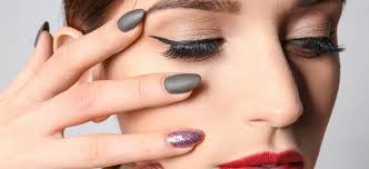 Comment poser des Faux Ongles Capsules ?