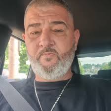 Hi, I'm Steve, 50yr. I live in Wisconsin, and I joined to support my  fiancee in this group, she is a wonderful person ❤️