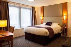 The premier inn london is within walking distance to some of the greatest attractions london has to offer, such as the london eye, london county hall, london christmas market, shrek's adventure, and big ben. Book Premier Inn London Bank Tower In London Hotels Com