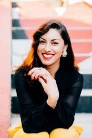 Meet Adriana Rafaela