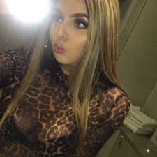 Caitlin Roddy (@roddy_caitlin)