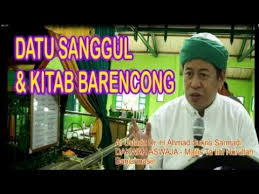 Inilah suatu rahasia,bahwa engkau itu sampai kpd aku hai hambaku.adalh ini jika kau brada dlm.mka engkau itu lenyaplah di dlm kosong yg berisi.kalimat tauhid itu ialah maqam ruh yg tiada lupa ia kpd yg menjdikn alam semesta ini,itu lh yg di sebut engkau itu bertubuh.engkau dengarkan bunyi di dlm tubuhmu.!,itu. Ziarah Ke Makam Datu Sanggul Kitab Barencong Guru Dr Kh Ahmad Sukris Sarmadi Youtube