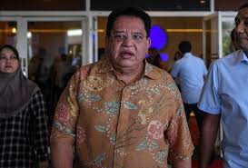 361 likes · 5 talking about this. Sprm Tahan Bekas Menteri Atas Dakwaan Rasuah Penjualan Tanah Beritabenar