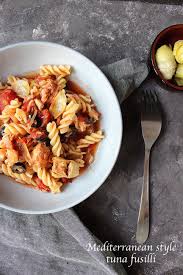 Fusilli Au Thon En Sauce Tomate Avec La Fourmi L Epicerie Rusee De Lyon Bon Plat Sauce Tomate Fusilli