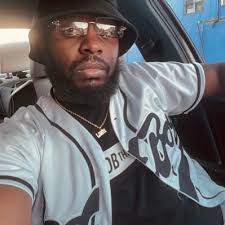 Larry Bowers Jr (@EastsideBoogie_)