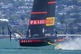 Luna rossa è la quinta barca a vela italiana che in 30 anni cerca di conquistare la coppa america. Live Prada Cup In Diretta Nuovo Programma E Orari Luna Rossa Si Gioca Il Primo Posto Oa Sport
