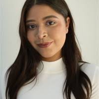 60+ perfiles de «Lizeth Cisneros»