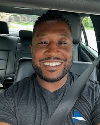 Vic Collins Jr (@viccollinsjr) • Instagram photos and videos