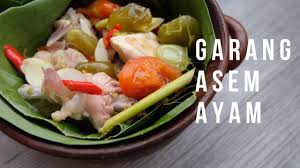 Kukusan ayam yang kaya dengan bumbu dan dominan rasa asam pedas ini begitu mengundang selera. Eng Sub Resep Mami Garang Asem Ayam Youtube