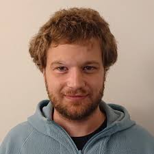 Directional dark matter detection in diamond: principles and experimental  progress