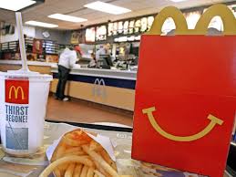 Burger king spielzeug weltspartag unter corona bedingungen einen ganzen monat lang olpe mcdonald s und burger king bauen filialen um wie kunden sich jetzt umstellen mussen chip Schulerinnen Fordern Kein Plastikspielzeug Mehr In Kindermenus Von Mcdonald S Und Burger King