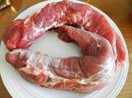 Muschiuletul este cea mai buna carne de porc muchiuletul de porc impanat este o o friptura simpla. Muschiulet De Porc La Cuptor Jamila Cuisine Despre ViaÈa Din Romania