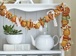 Add colour and pattern to your festive decorating scheme with this fabulous christmas bunting. Dried Orange Decorations Garlands For Christmas Saga