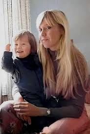 Agnetha Fältskog with her son🥰🥰💋 #BOOMchalleng
