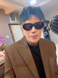 📅 Chủ Nhật, 12/10/2025