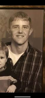 Hi everyone, could someone pls clean up this photo for me. The left guy in  the picture is my big brother and he passed away 20years ago. He never  loved taking photos