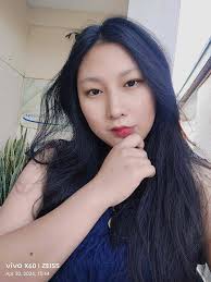 How can I make an appointment at the sand bar for a foot massage?