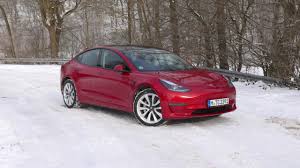 We may earn money from the links on this page. Tesla Model 3 Facelift 2021 Fahrbericht Long Range Autogefuhl