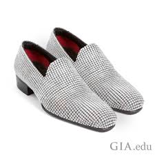 Maybe that's why so many people treat themselves to luxury footwear that impresses others, displays personal style and shows status. Most Expensive Shoes In The World 2020
