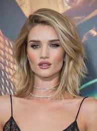 Iniziano a definirsi i trend futuri: Tagli Capelli Donna Le Tendenze Di Stagione Piu Belle Donne Magazine