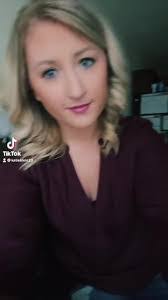 Katie Callen's Instagram, Twitter & Facebook