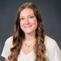 Elizabeth Brecht's Instagram, Twitter & Facebook