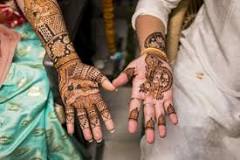 How To Make Your Karva Chauth Mehndi Designs Darker And Last ...