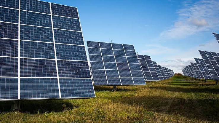 Energy meets urgency: Solving the data center power problem with solar |  Utility Dive
