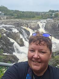 What are the best rockhounding beaches in the Atlanta, MI area?