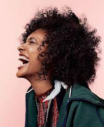 6 Women Who Prove Every Hair Texture And Style Is Beautiful Portrait Beauty Textured Hair