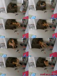 افلام سكس عربي - تسجيل كاميرا مراقبة اسرة اماراتية هاي كلاس زوجة شابة تقلع  روب و تتناك من زوجها فصالة بيت مش ممكن | منتديات سكس العرب