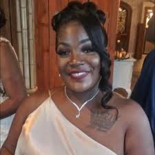 Why does Rough River Lake smell like rotten eggs?