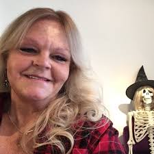 Katie Catt (@hairbykatie) • Instagram photos and videos