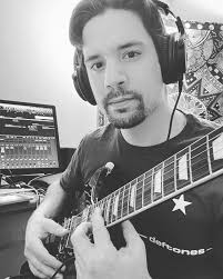 Desde Nueva Jersey el artista estadounidense de Grunge Eric Sleeper nos  presenta su más reciente lanzamiento Losing My Mind