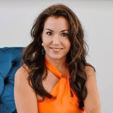 Amy Figg's Instagram, Twitter & Facebook