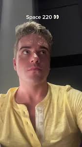 Christopher Space 220