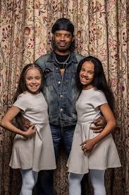 Black And White Identical Twins National Geographic These Twins Will Make You Rethink Race Articles Biracial Twins Black Twins Twins