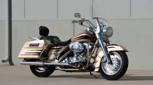 This road king classic is mostly stock and is in excellent condition with 16,900 miles. 2003 Harley Davidson Screamin Eagle Road King 100th Anniversary F162 1 Kissimmee 2018