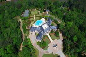 The house hit the market in 2018 for $25 million, when it mr. Tyler Perry Breaks Records With The Sale Of His Atlanta Mansion Mansion Global