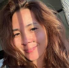 Joanne Bustos's Instagram, Twitter & Facebook