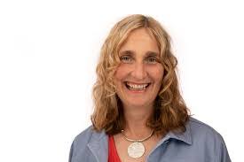 Ellen Boothe's Instagram, Twitter & Facebook