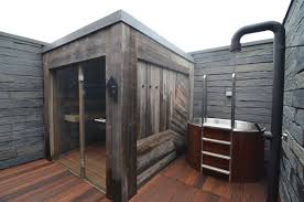 Nachází se necelých 50 km jihovýchodně od prahy, mezi. Sgl Projekt Spa Wellness Capi Hnizdo