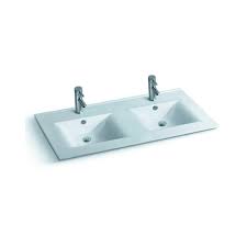 Il est aujourd'hui possible d'encastrer la vasque dans un meuble dans un but de praticité et d'esthétisme évident. Rue Du Bain Lavabo Encastrable Double Vasque Ceramique 120x46 Cm Space Lavabo Rue Du Commerce