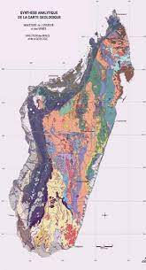 Couverture totale de madagascar des limites administratives (province, région, district, commune) carte hydrogéologique (les 8 zones hydrogéologiques). Sructure Geologique
