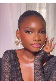 Aisha Shaw's Instagram, Twitter & Facebook