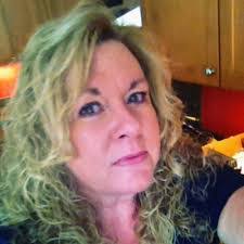 Shannon Parra's Instagram, Twitter & Facebook