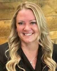 Cindy Mcknight's Instagram, Twitter & Facebook