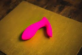 A Wearable Fingering Vibrator? Yes Please! (Lovense Flexer Review) — Love,  Emma