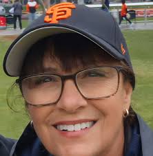 Now here's a barking good inspiration for a DIY Dog Spot! (Don't worry,  cats would love it too!) Great way to use reclaimed/scrap wood and make it  to the size for your