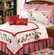 Cozy line home fashions has a classical and beautiful christmas quilt set. Pin On Christmas